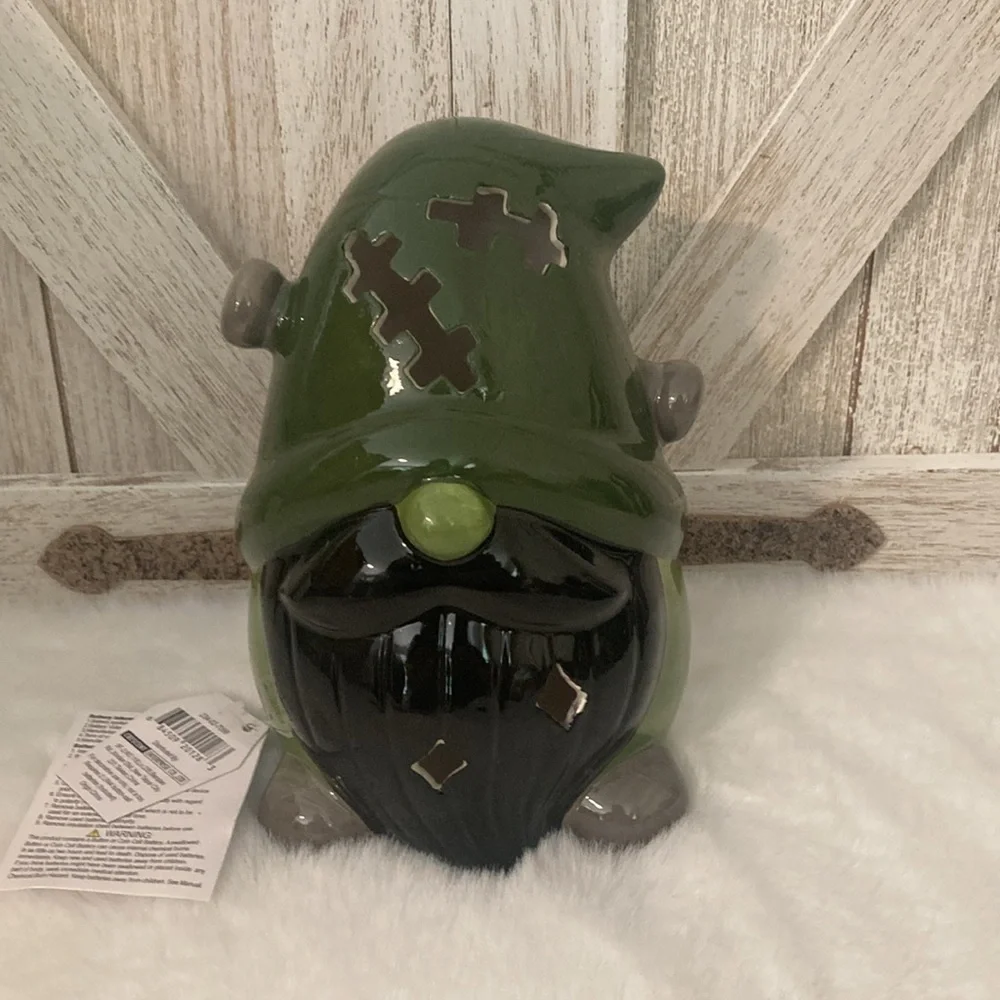 Target BP 2023 Halloween Light Up Gnome
